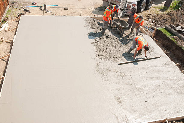 Best Concrete Pool Decks in Sugar Land, TX